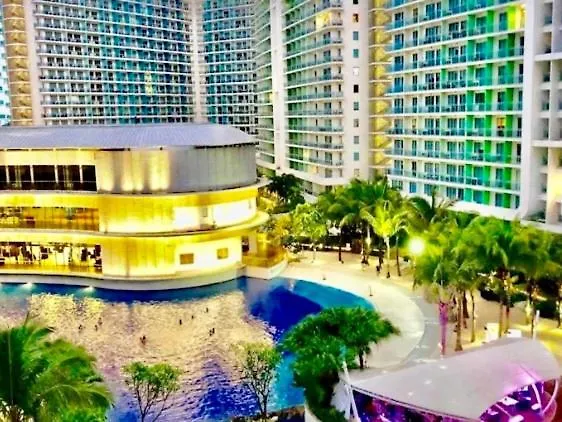Azure 1br Next To Mall, Near & Airport