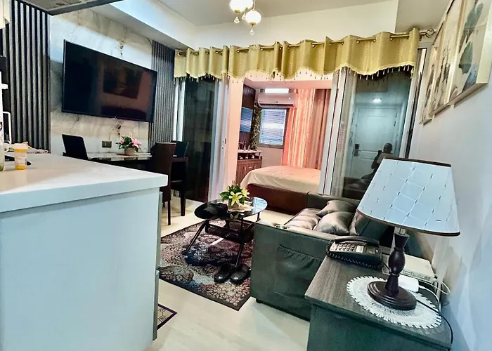 Azure 1br Next To Mall, Near & Airport * Manila